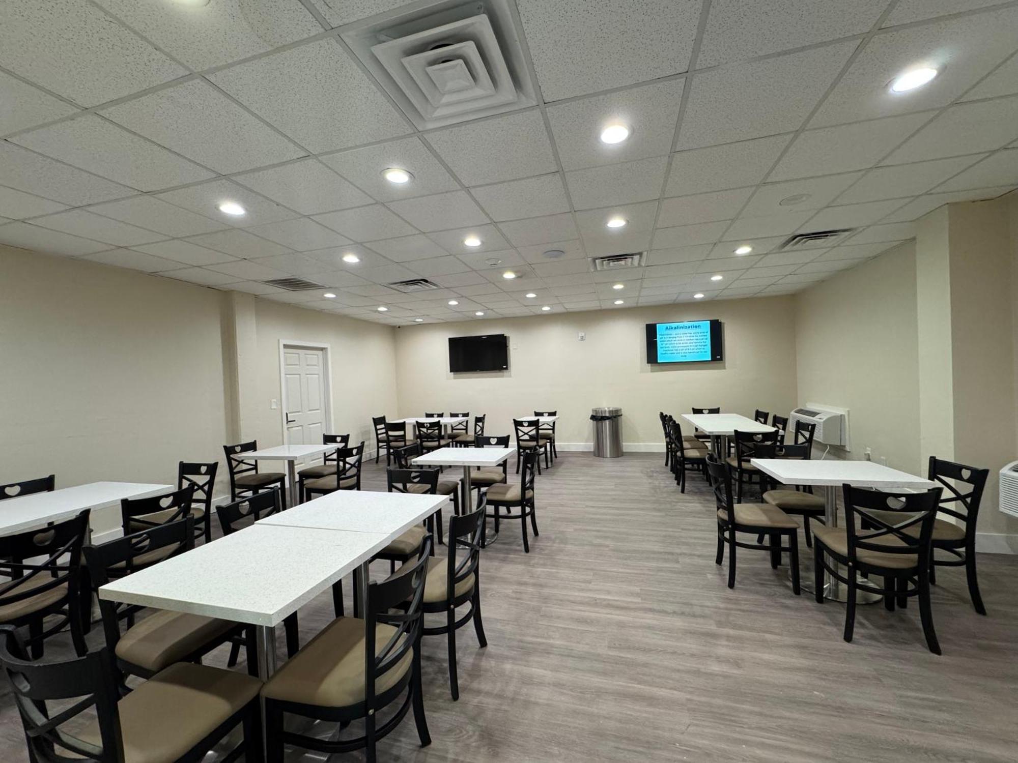 מלון Baymont By Wyndham Corpus Christi Airport מראה חיצוני תמונה