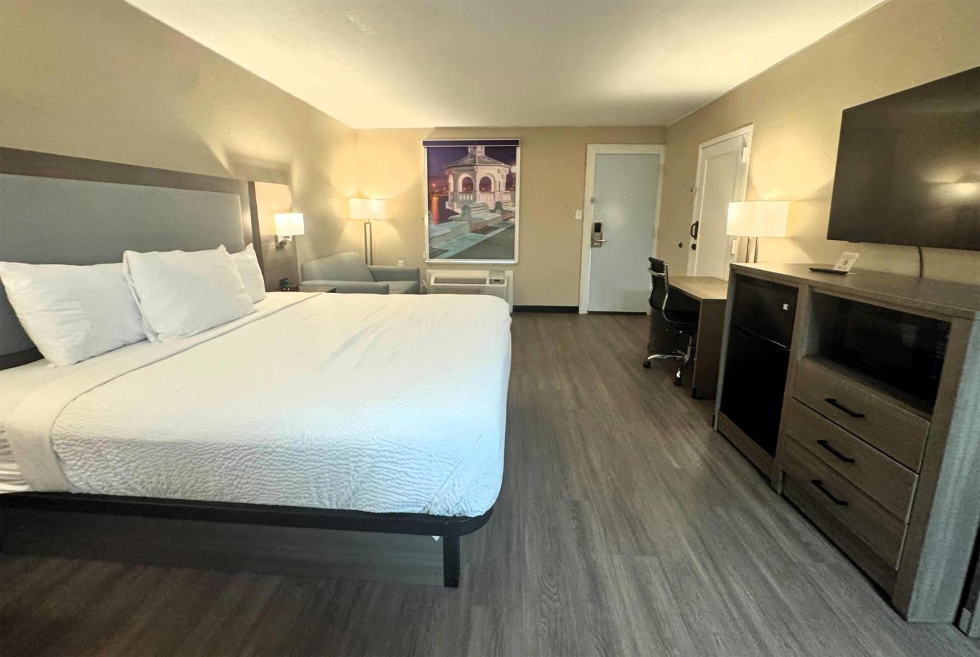 מלון Baymont By Wyndham Corpus Christi Airport מראה חיצוני תמונה